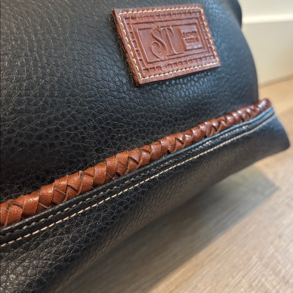 Black and Brown Leather Handbag - Picture 3 of 7
